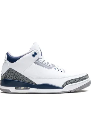 Jordan Air 3 Midnight Navy sneakers