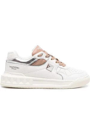 VALENTINO GARAVANI Sneakers i læder med nitter