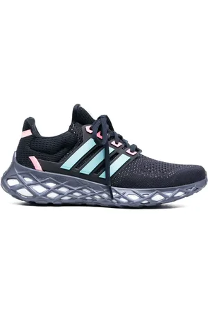 adidas Low-top Ultraboost DNA sneakers