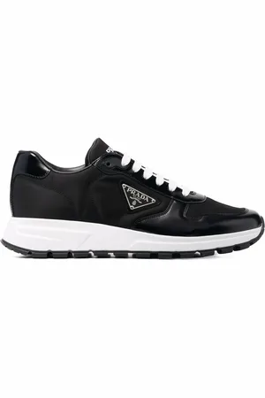 Prada Low-top Re-Nylon sneakers med trekantet logo
