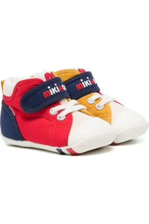Miki House Sneakers med logobroderi og burrelukning