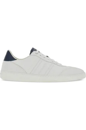 Salvatore Ferragamo Sneakers i læder med præget logo