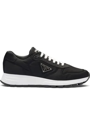 Prada Low-top sneakers med logoplade