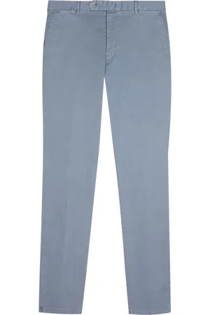 MAN ON THE BOON. Chinos med knaplukning