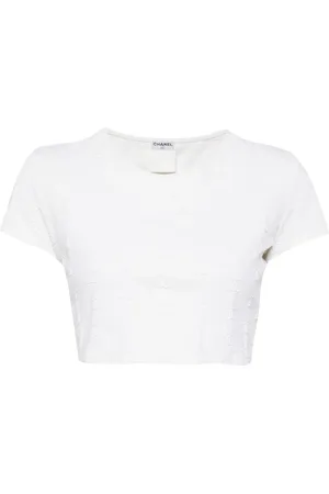 CHANEL Cropped T-shirt med broderet CC-logo fra 1990-2000