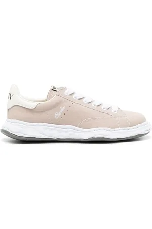 Maison Mihara Yasuhiro Charles sneakers med burrelukning