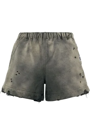 Maison Mihara Yasuhiro Shorts med slitageeffekt
