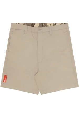 A Bathing Ape Chino-shorts med logoapplikation