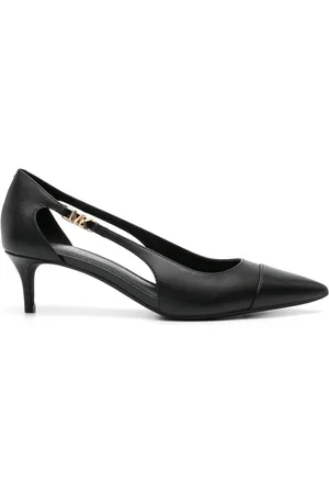 Michael Kors Pumps med logoplade og udskæringsdetalje