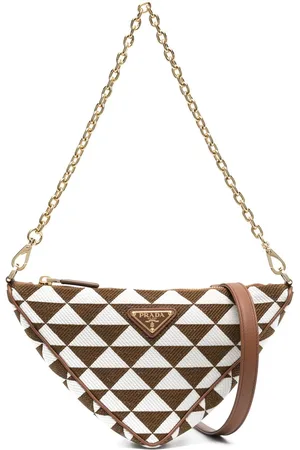 Prada Kasket med broderi med trekantet logo