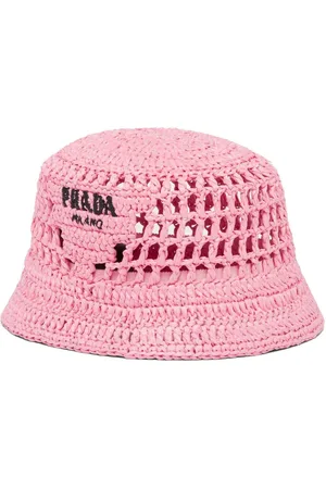 Prada Bøllehat i læder med broderet logo