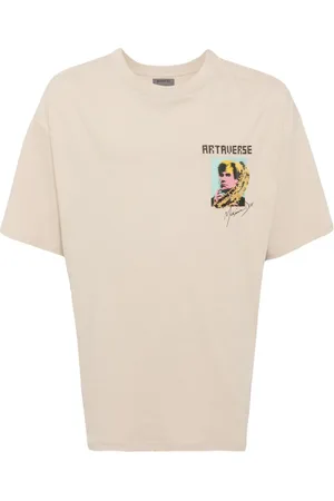Musium Div. Artaverse T-shirt i bomuld