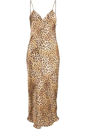 Gilda & Pearl Mellemlang Golden Hollywood silkekjole med leopardtryk