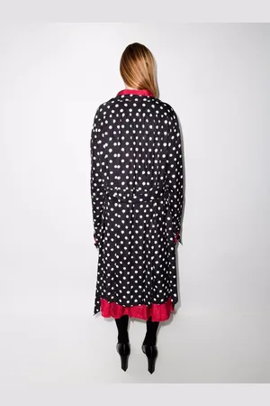 Balenciaga Vendbar kjole med bælte og polkaprikker