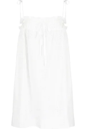 Ganni Kort kjole med broderie-anglaise