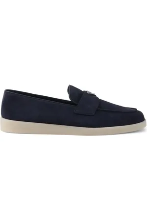 Prada Loafers i ruskind med trekantet logo