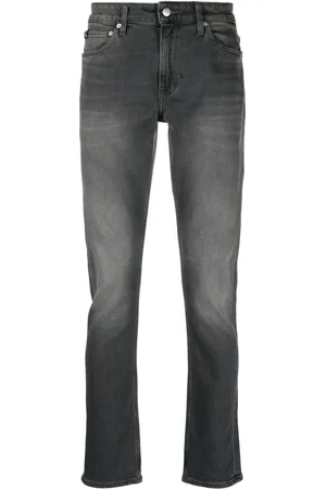 Calvin Klein Jeans med lav talje og smal pasform