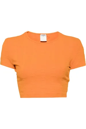 CHANEL Cropped T-shirt med broderet CC-logo fra 1990-2000