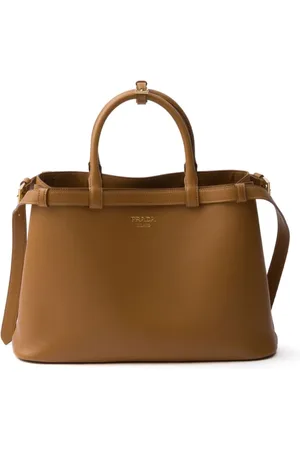 Prada Mellemstor håndtaske i læder med bælte
