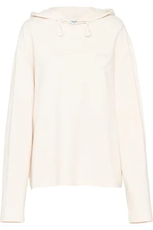 Prada T-shirt med logoplade og hætte