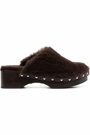 Ancient Greek Sandals 50 mm lukkede slip on-sko i fåreskind