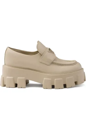 Prada Loafers med trekantet Monolith-logo