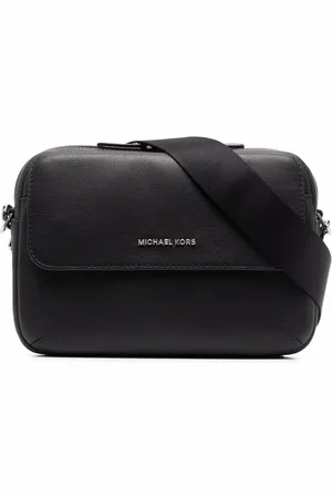 Michael Kors Skuldertaske i læder med logoplade