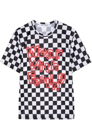 Comme des Garçons Skakternet T-shirt med slogantryk