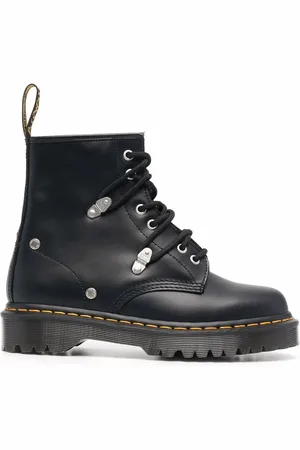 Dr. Martens Bex støvler med nitter og snøre