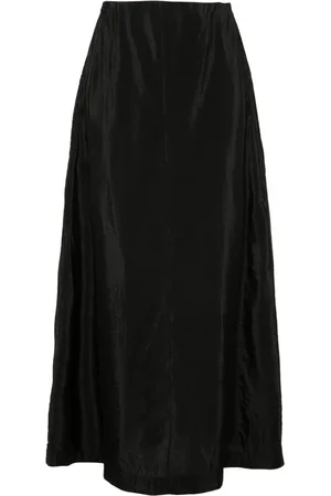 By Malene Birger Lang Isoldas nederdel