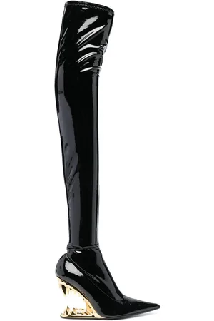 GCDS 110mm støvler med spids tå og lakeret finish