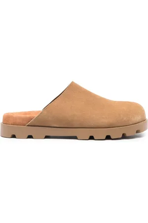 Camper Brutus mules i ruskind