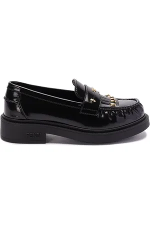 Fendi Loafers i læder med logoplade