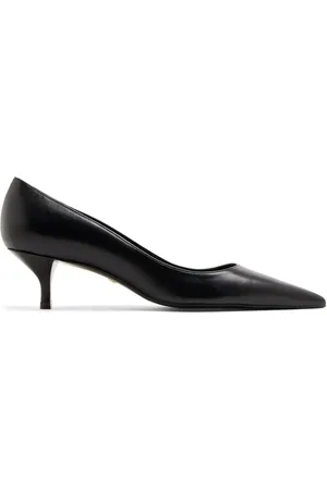 Stuart Weitzman Stuart 50 mm pumps i læder