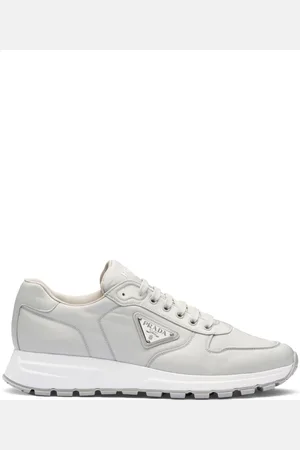 Prada Low-top sneakers med logoplade