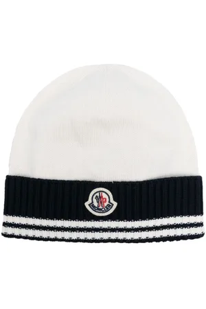 Moncler Hue med stribet kant og vingemærke