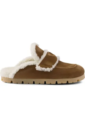 Prada Mules i ruskind med lammeskindskant