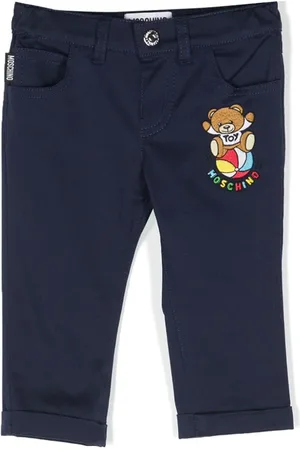 Moschino Chinos med bamsemotiv