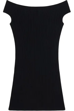 Ami Kort kjole med off-shoulder-snit