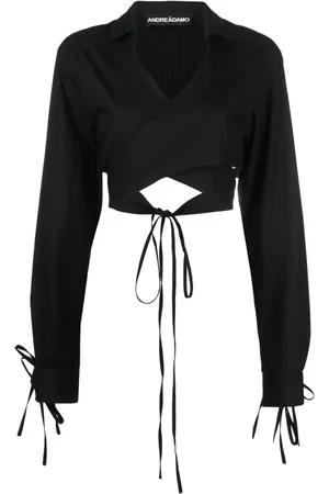 ANDREADAMO Cropped slå om-bluse
