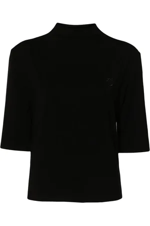 Pinko T-shirt med høj hals og broderet logo