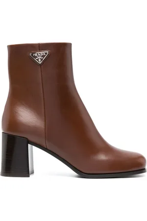 Prada Loafers i læder med trekantet logo