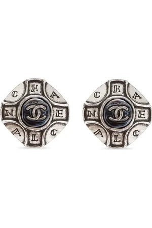 CHANEL 1999 CC-indgraverede clips-øreringe