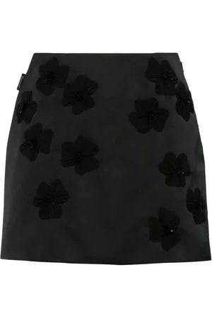 Moncler Kort nederdel med blomsterapplikation og A-snit