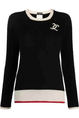CHANEL Kashmirtrøje med CC-nål fra 1996