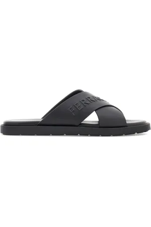 Salvatore Ferragamo Sandaler i læder med krydsende remme
