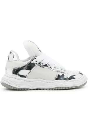 Maison Mihara Yasuhiro Wayne sneakers med snøre