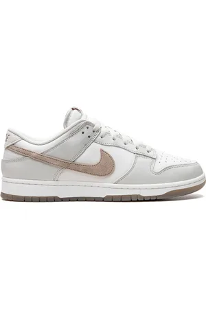 Nike Dunk Low Retro SE Phantom Khaki sneakers