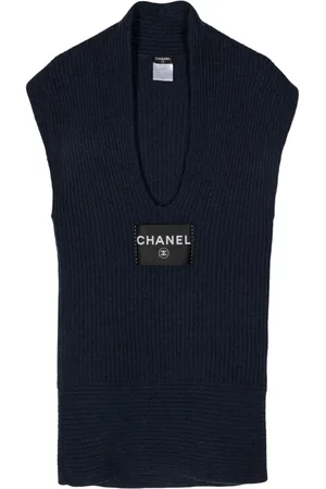 CHANEL Ribstrikket kjole med logomærke fra 2008