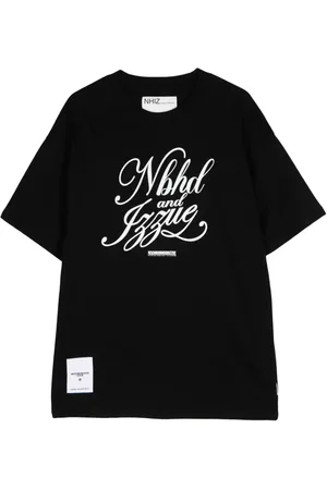 Izzue X Neighborhood T-shirt med logotryk
